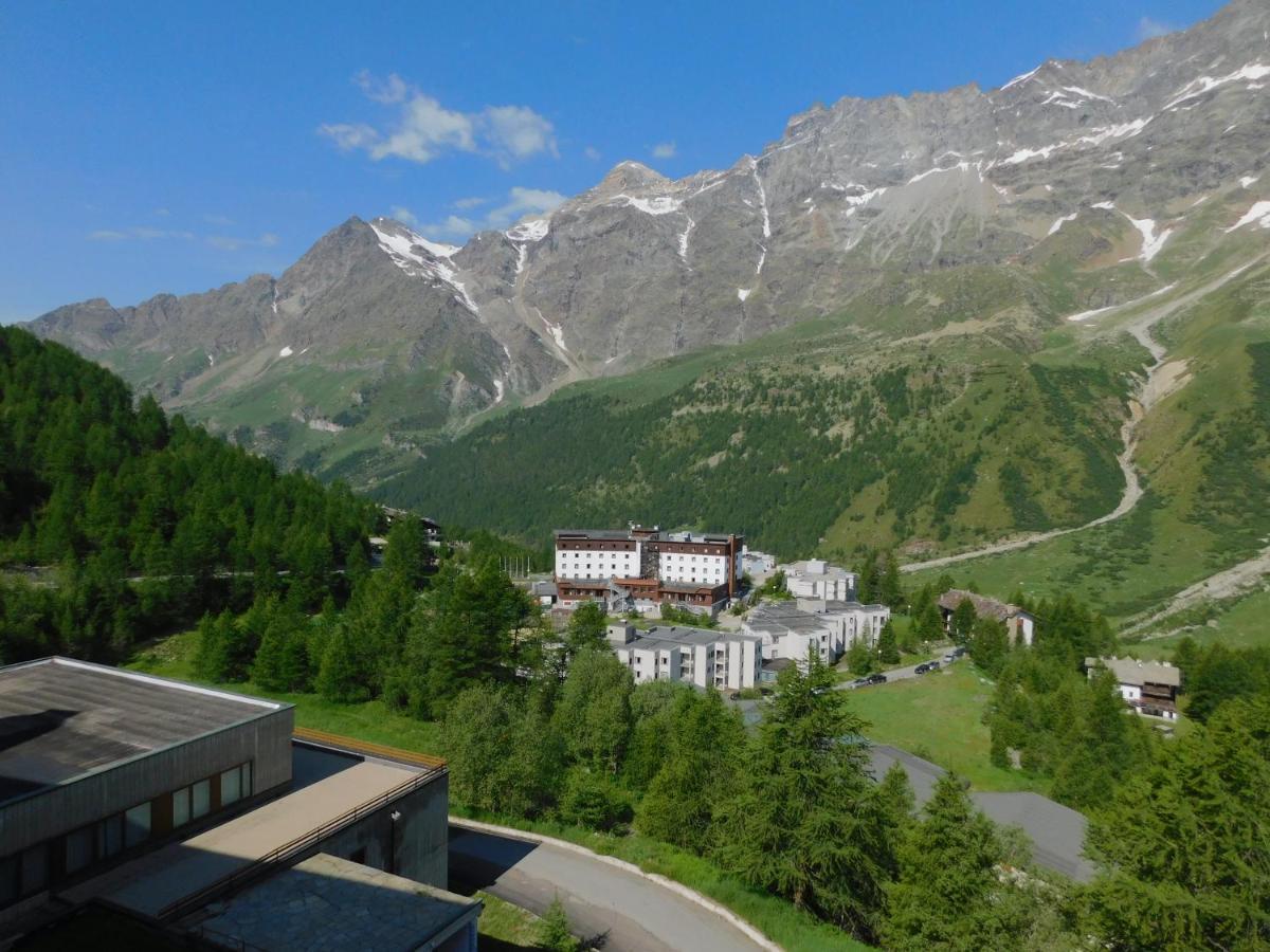 Il Gioiello Di Cervinia Apartment Бройл-Червиня Екстериор снимка